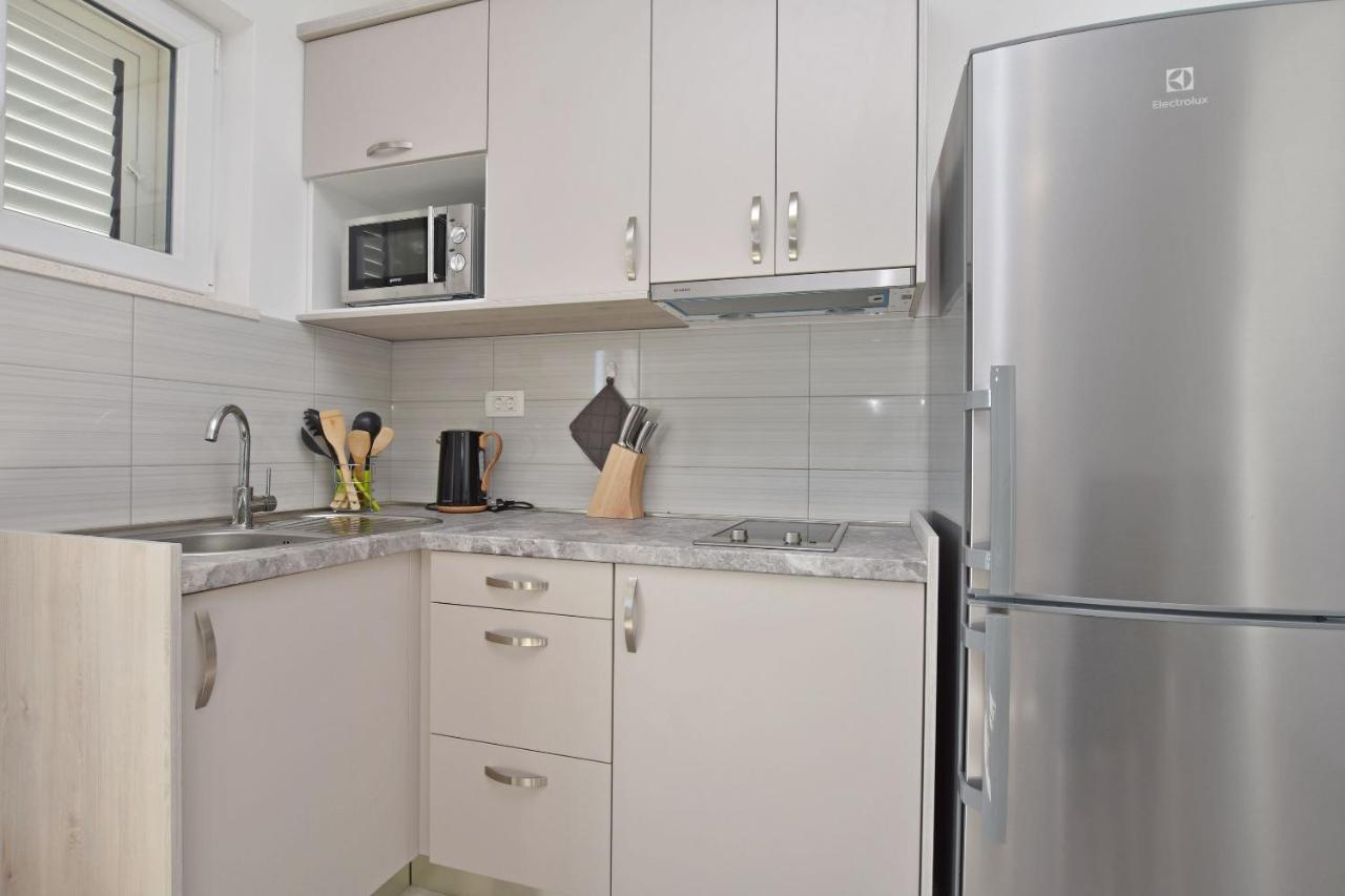 Apartments Danolic Pisak Bagian luar foto
